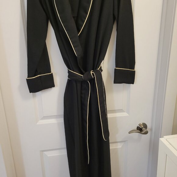 Diamon Tea Gown by Diane Deckel - Vintage Montreal Gown - Belt - Picture 3 of 13